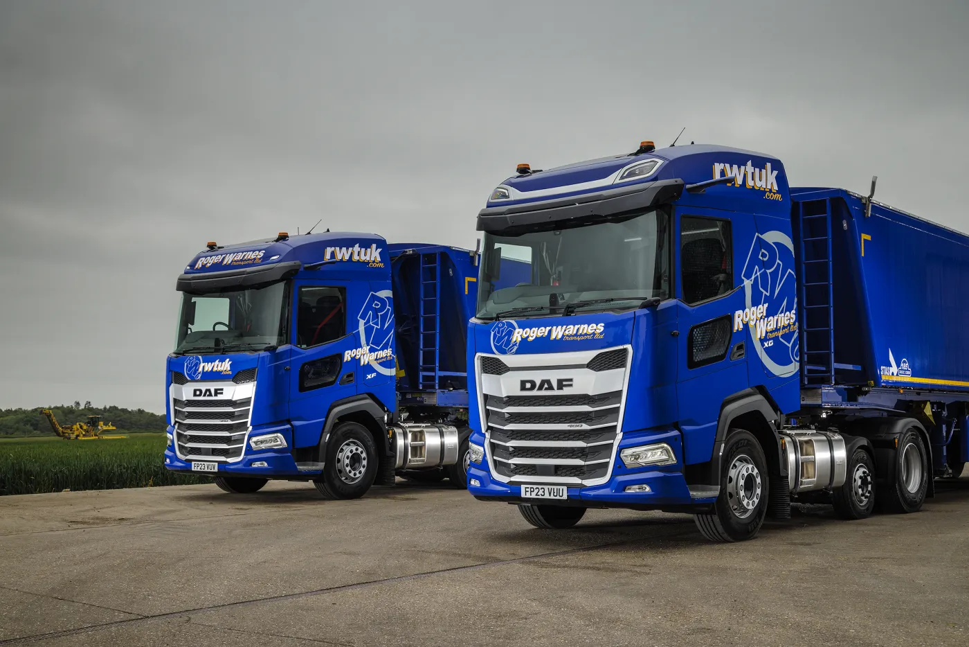 Artic tractor units